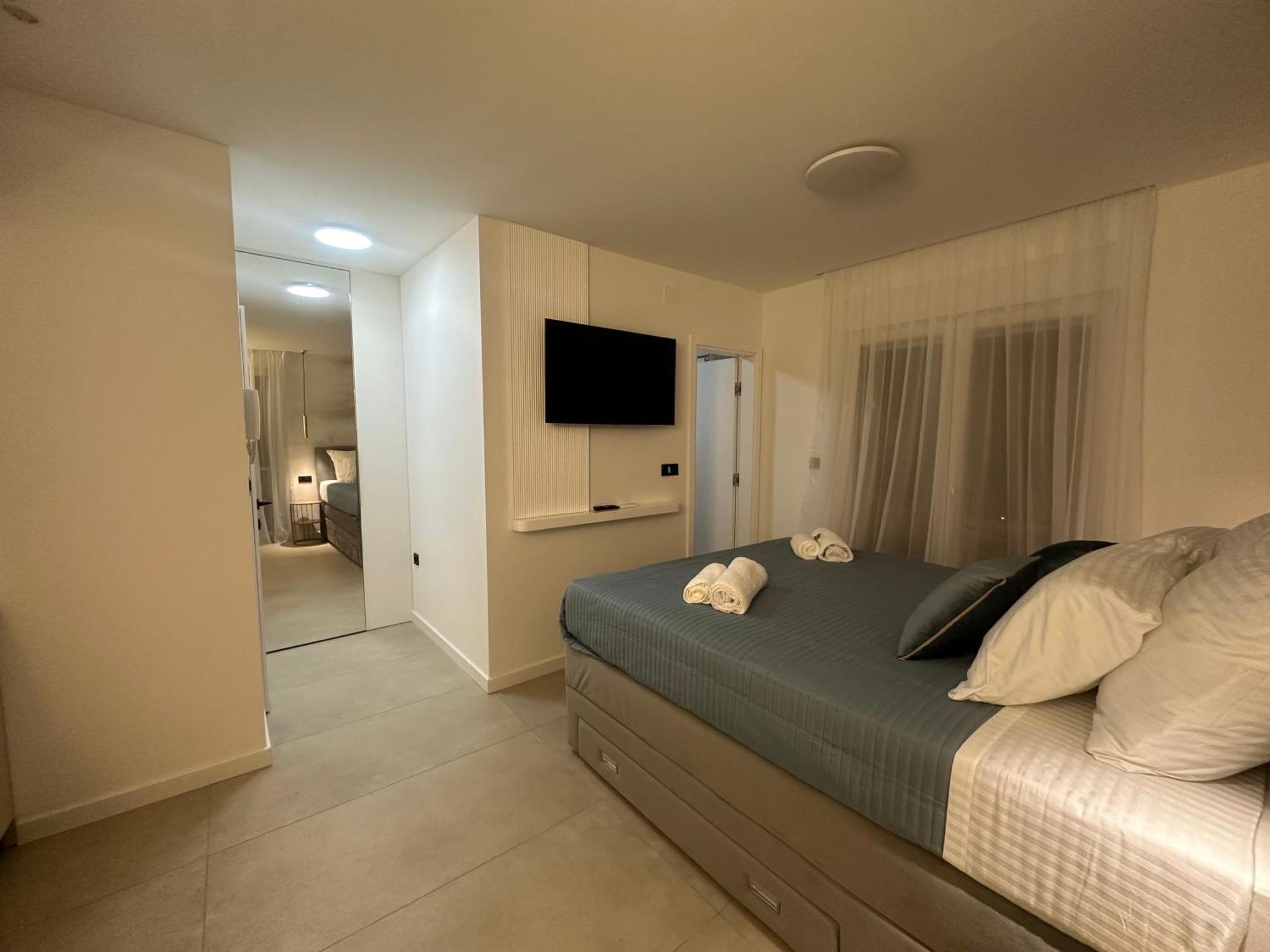 Amaro Luxury Room & Studio Apartman With Balcony Zadar Exterior foto